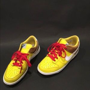 nike dunk low spongebob